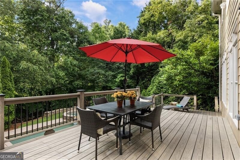 325 Taylor Glen Drive Alpharetta - 28