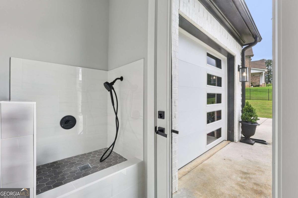 2243 Cain Circle Dacula - 52