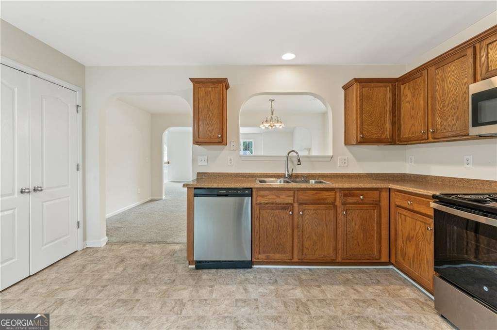 5960 Castlegate Drive Douglasville - 16
