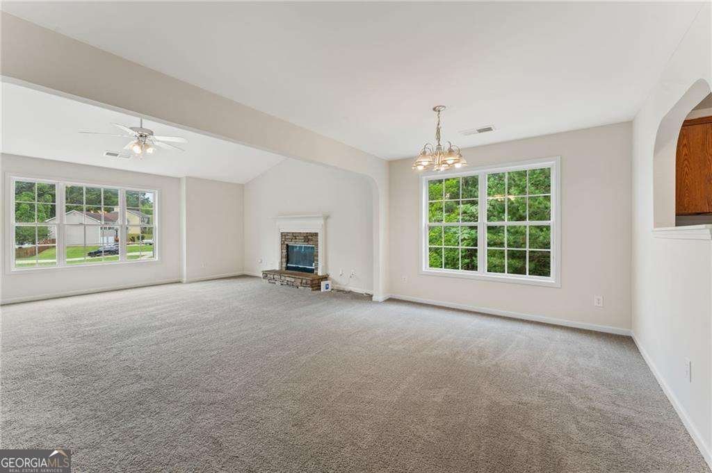 5960 Castlegate Drive Douglasville - 17