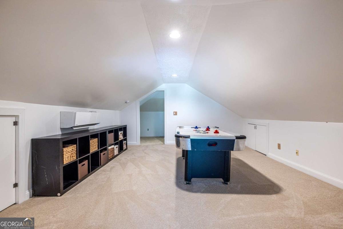 570 Park Avenue Atlanta - 24
