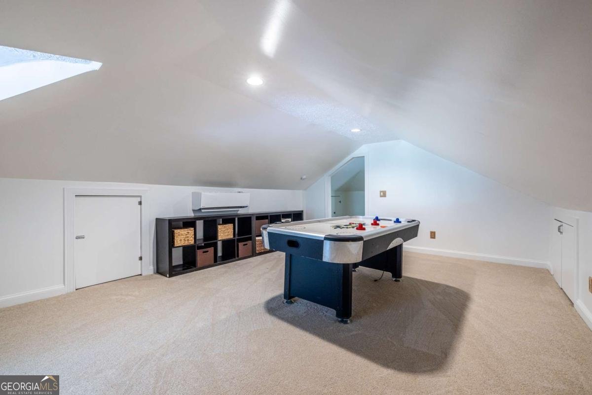 570 Park Avenue Atlanta - 25