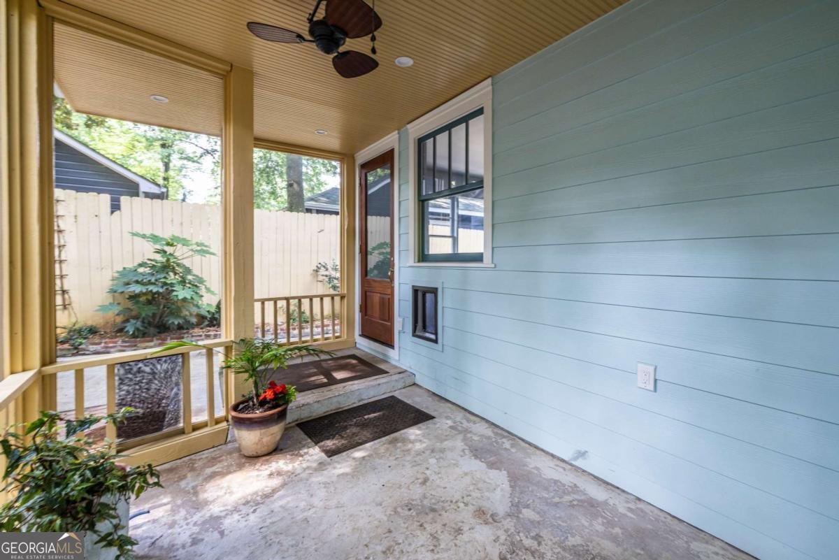 570 Park Avenue Atlanta - 32