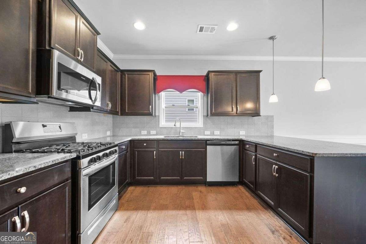 6535 Crosscreek Lane Flowery Branch - 6