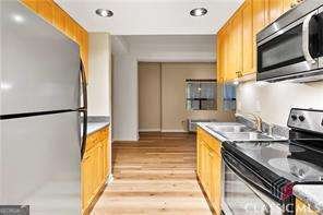 131 Broad Street Athens - 11