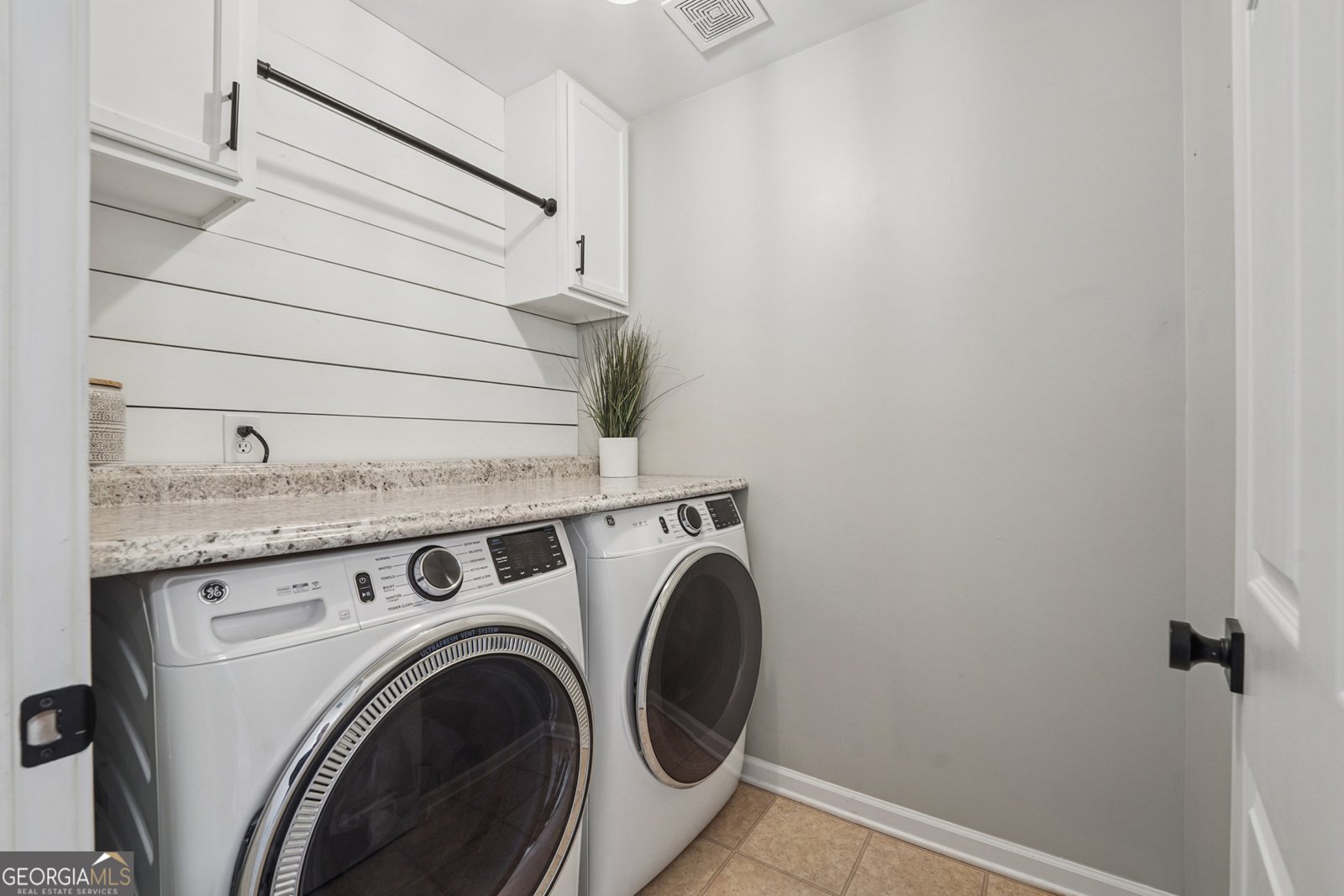 6448 Mobilis Court Sugar Hill - 29