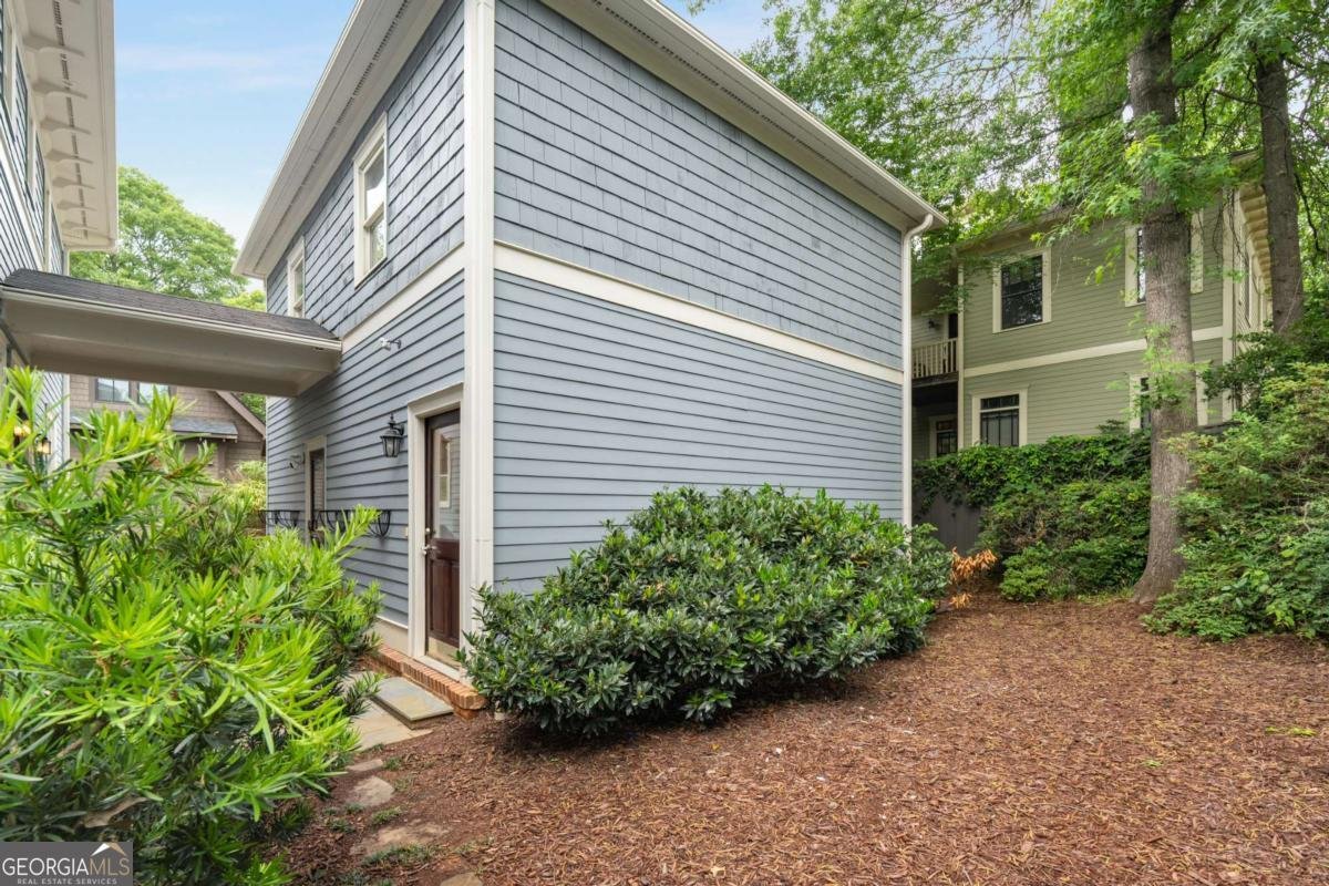 1020 Austin Avenue Atlanta - 44