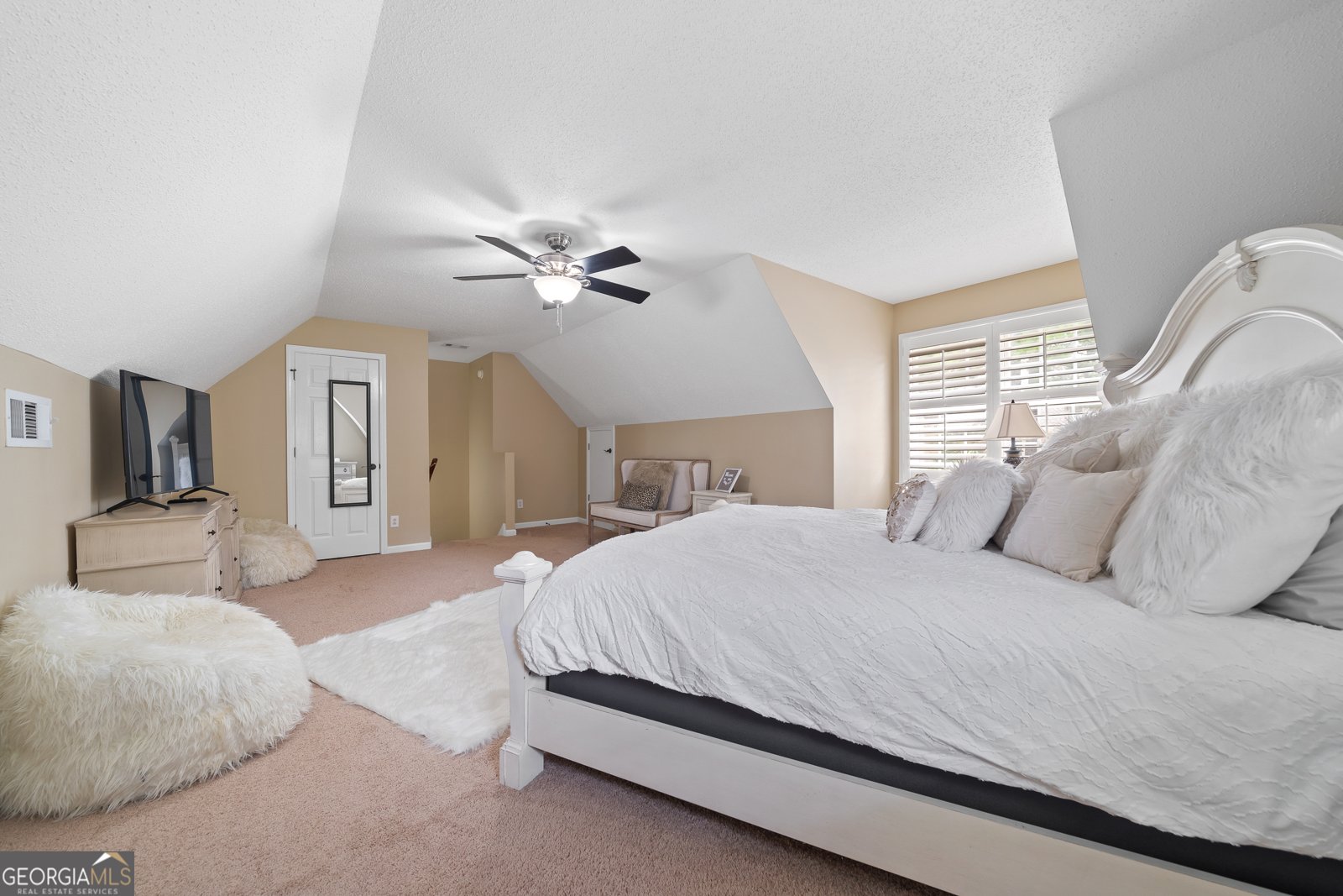 160 Hidden Lakes Drive Gray - 38