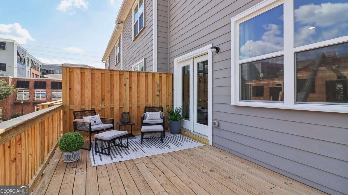 218 College Circle Hapeville - 39