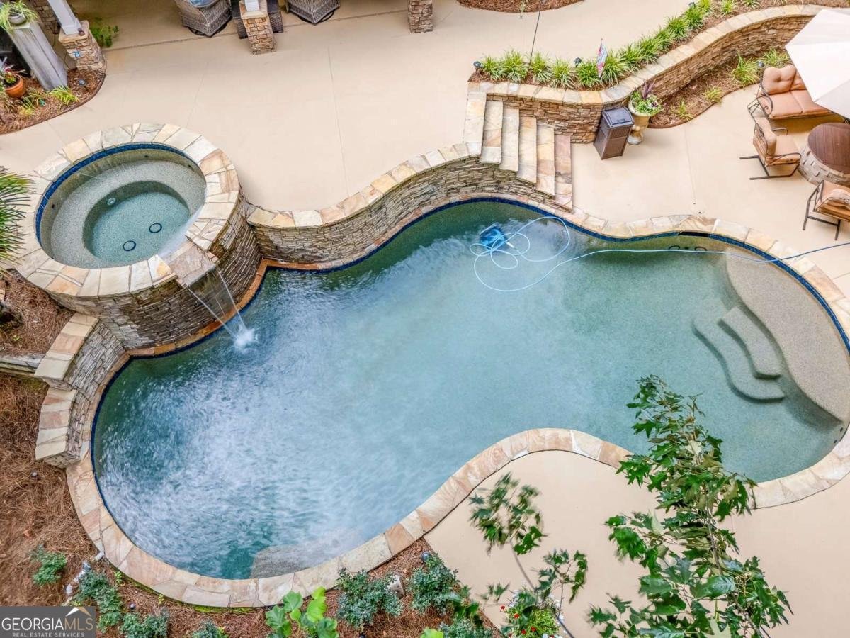 407 Amber Lane Woodstock - 12
