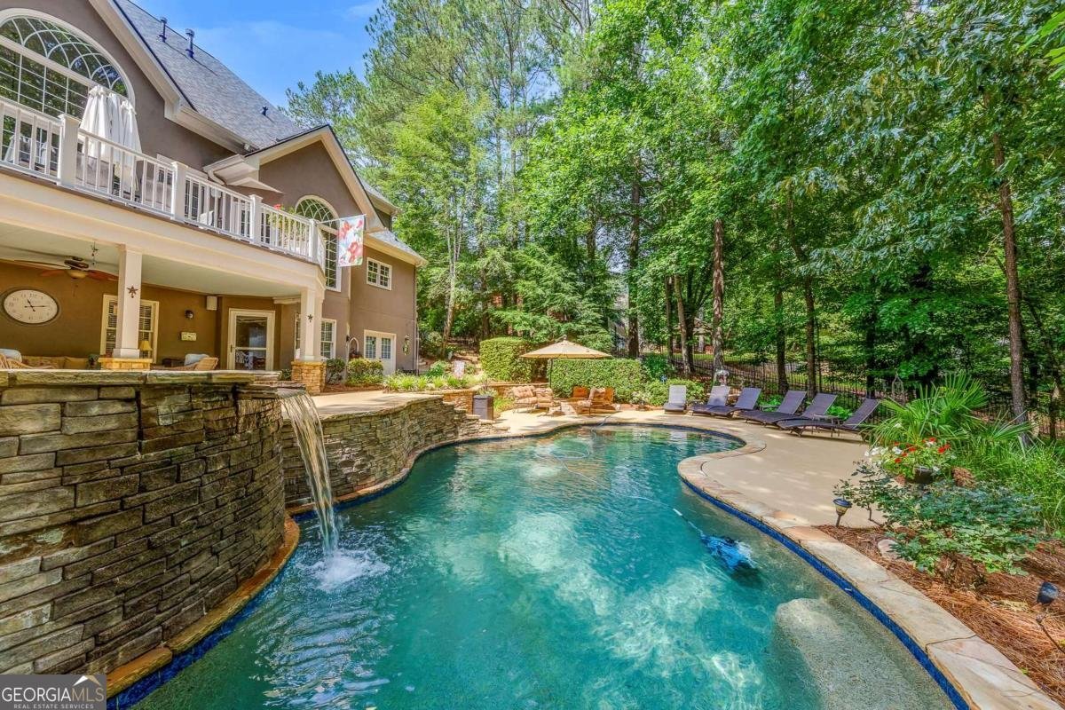 407 Amber Lane Woodstock - 2