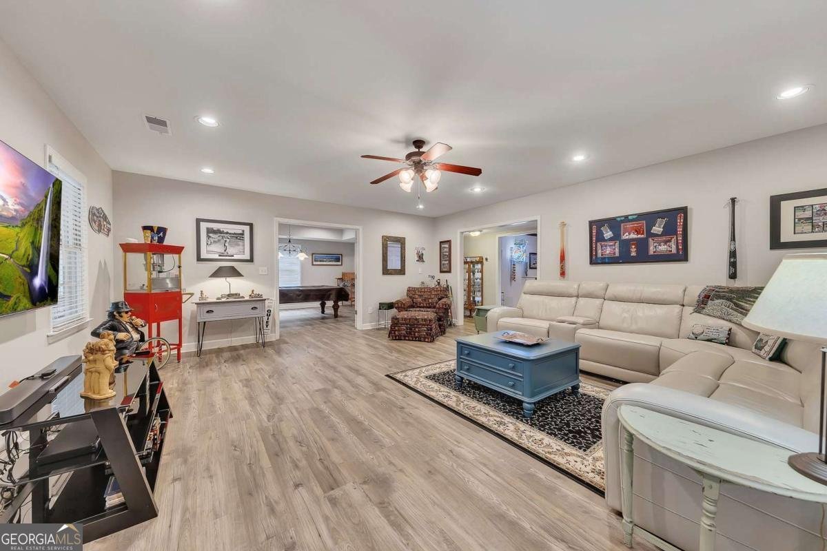 407 Amber Lane Woodstock - 51