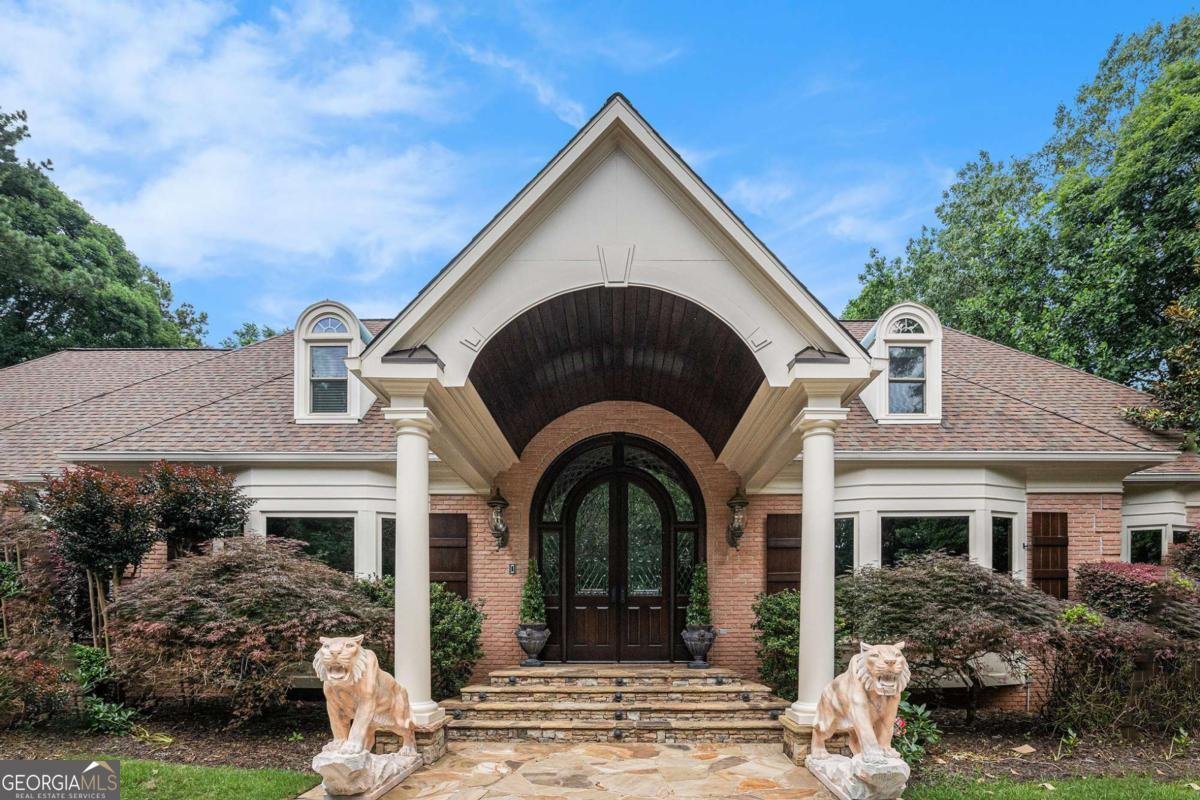 7660 Treeridge Court Atlanta - 2