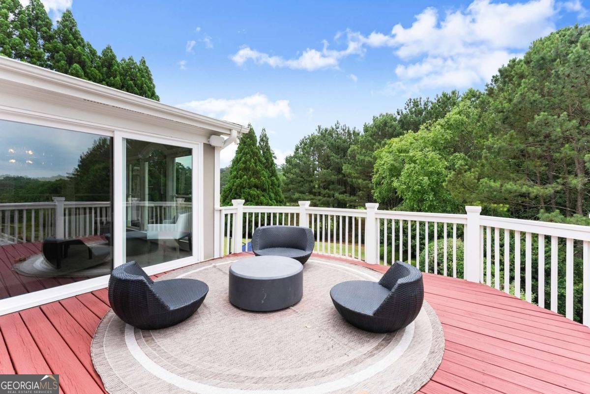 4526 Meadow Club Drive Suwanee - 27