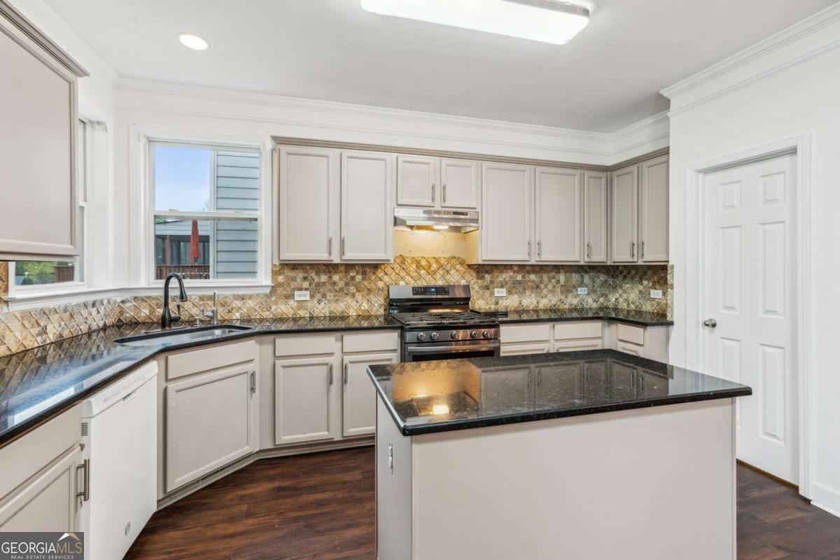 2539 Larson Creek Cove Duluth - 17