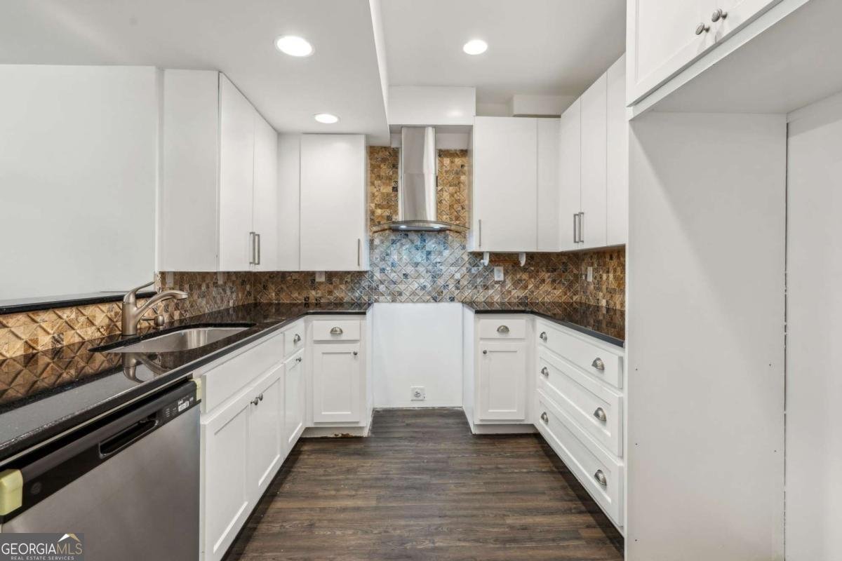 2539 Larson Creek Cove Duluth - 34
