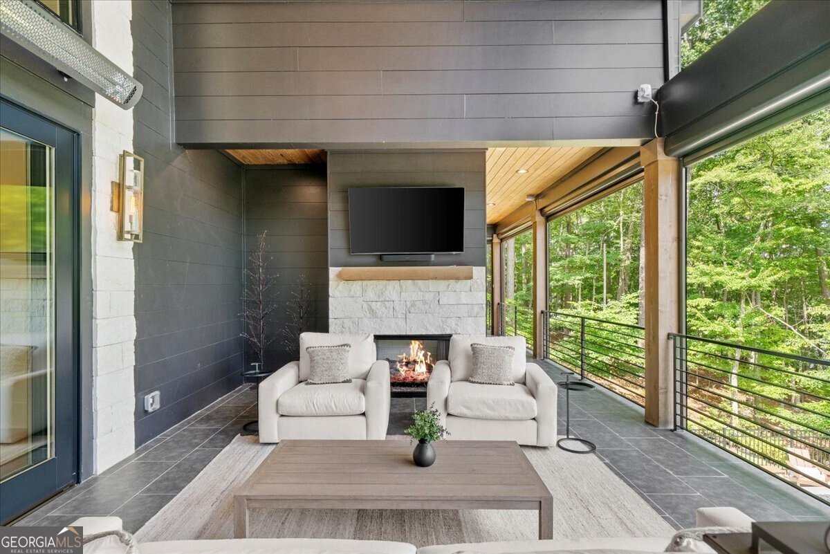 4451 Shellie Lane Oakwood - 16