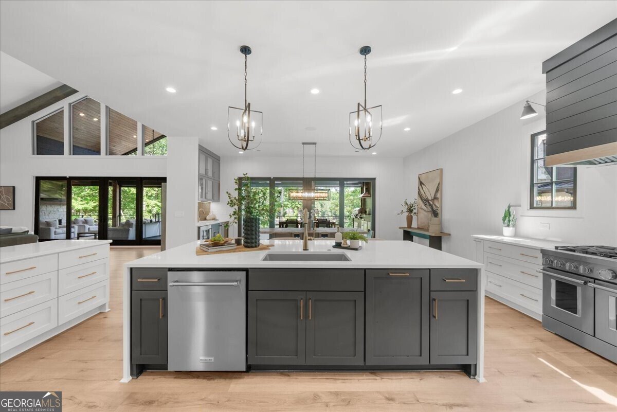 4451 Shellie Lane Oakwood - 9