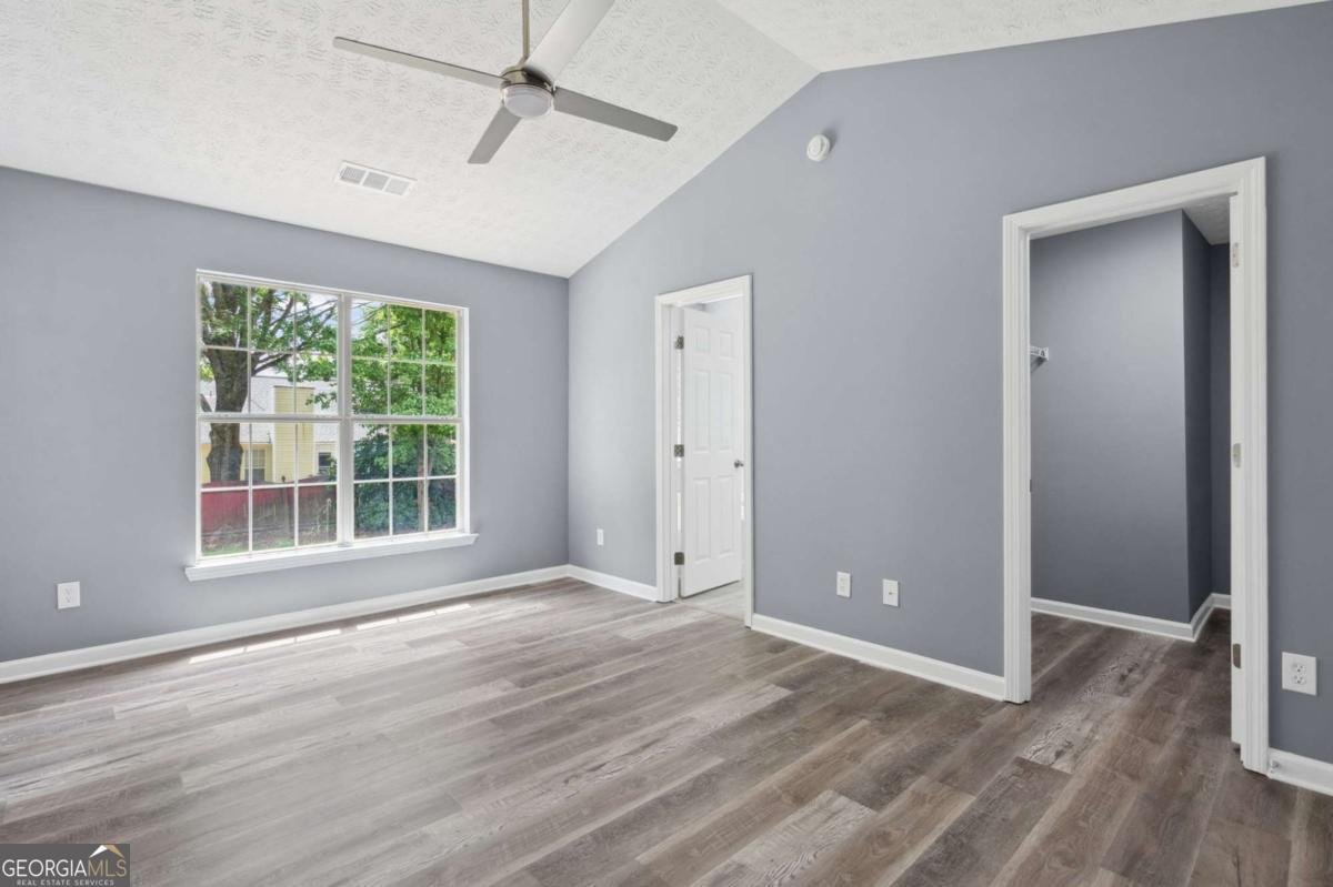 2470 Hillvale Circle Lithonia - 12