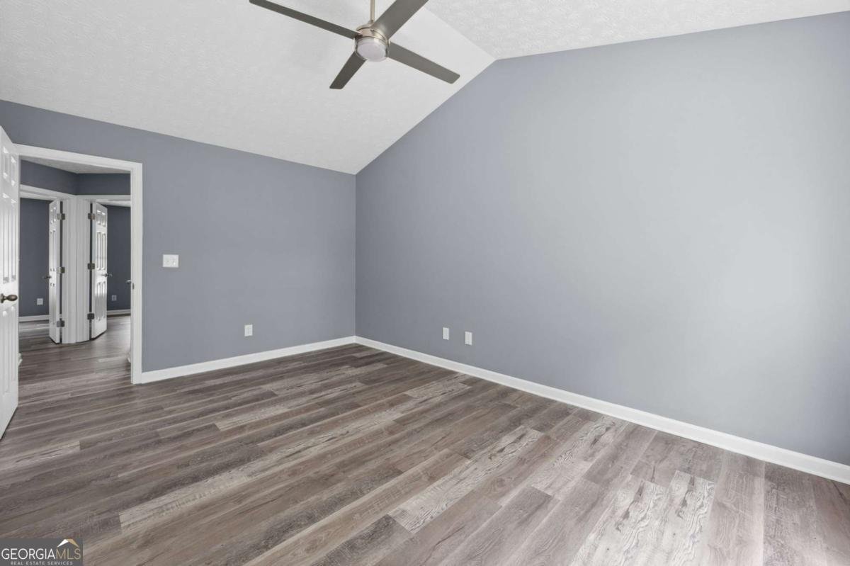 2470 Hillvale Circle Lithonia - 13