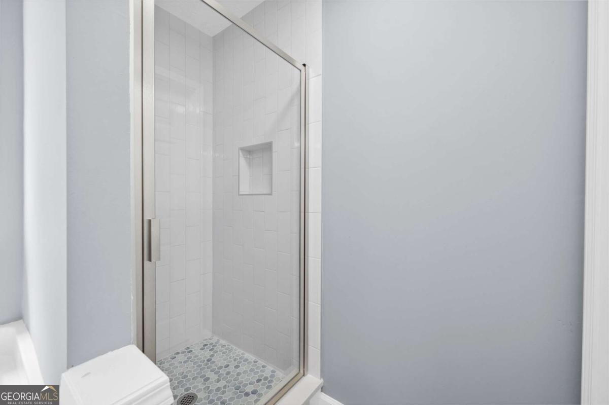 2470 Hillvale Circle Lithonia - 17