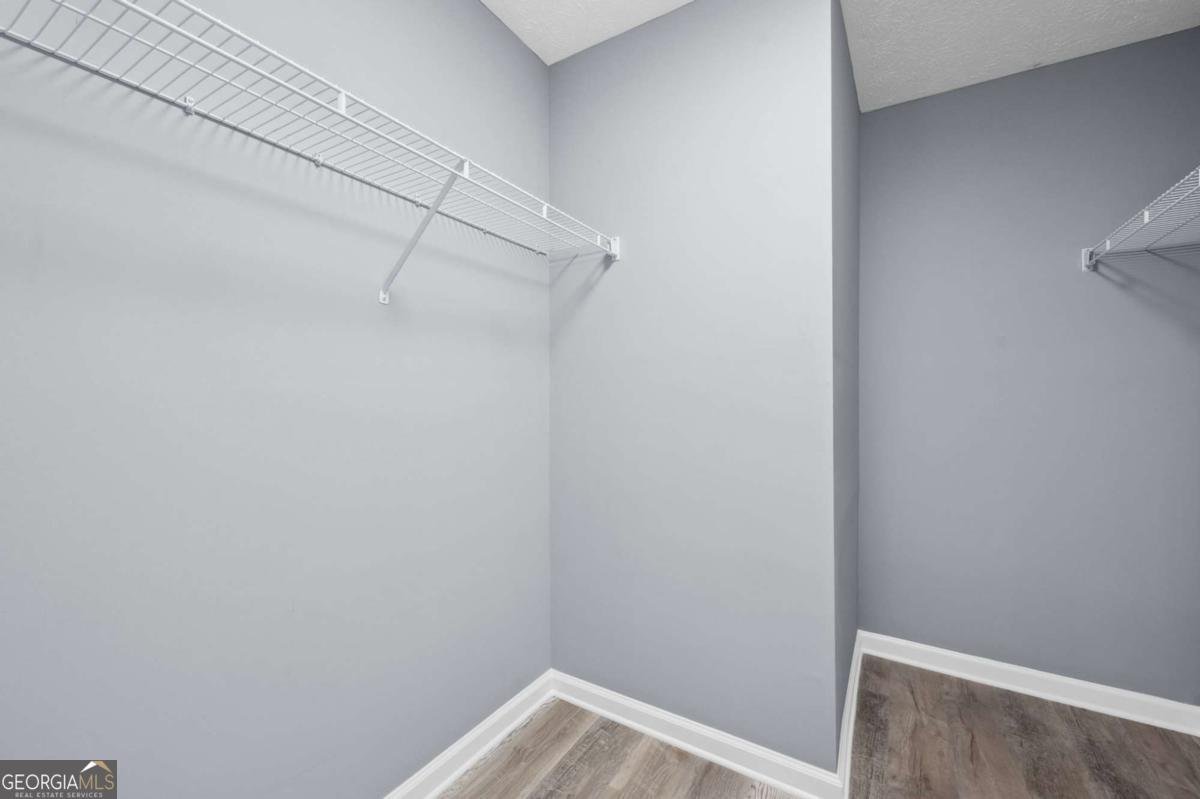 2470 Hillvale Circle Lithonia - 18