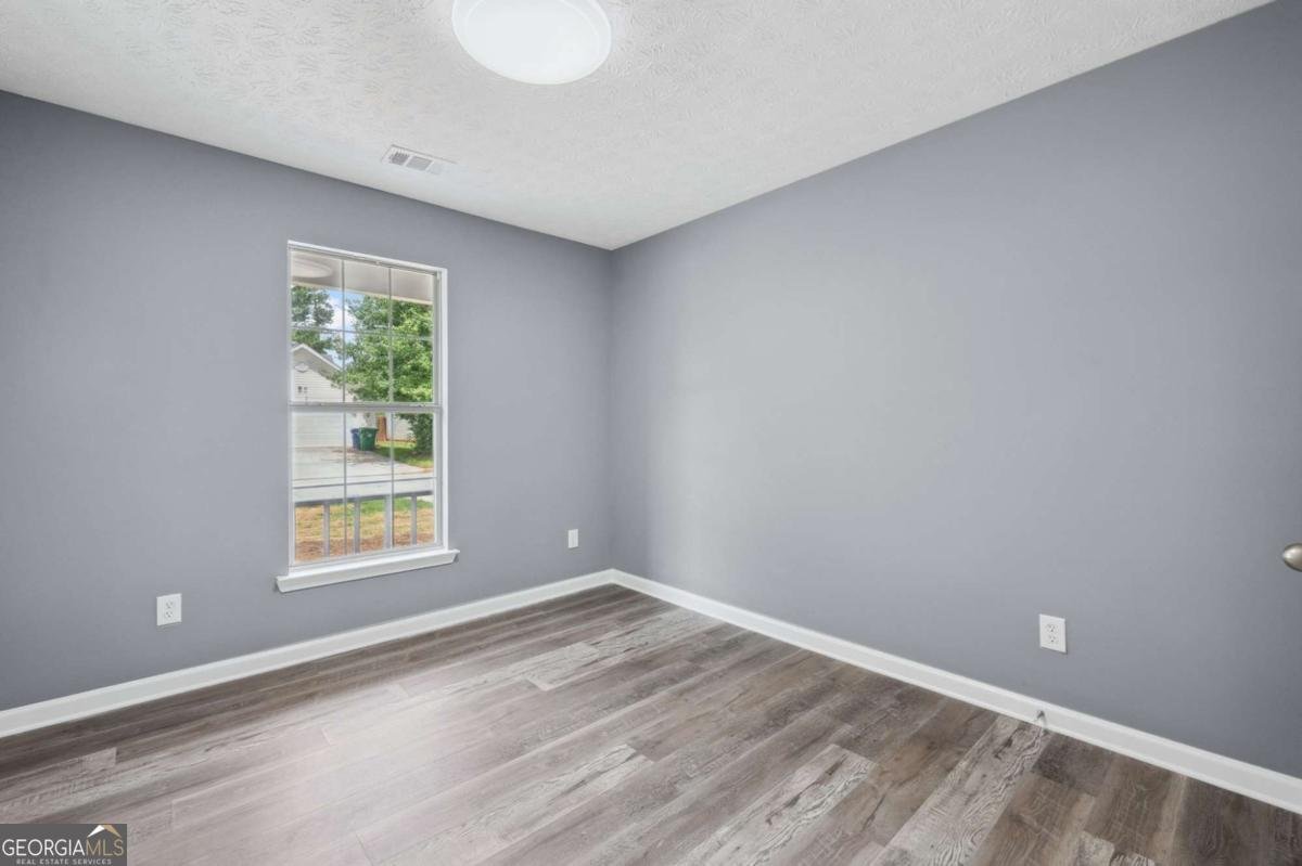 2470 Hillvale Circle Lithonia - 20