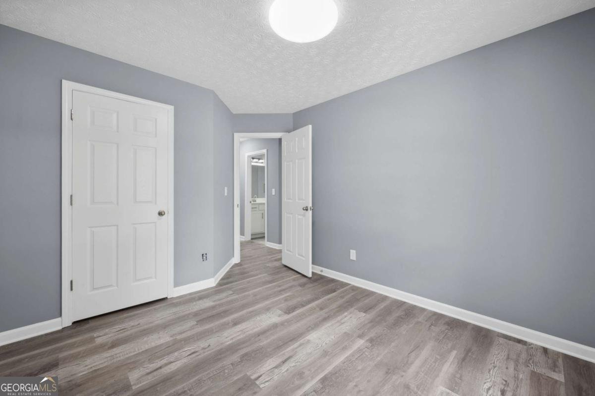 2470 Hillvale Circle Lithonia - 21