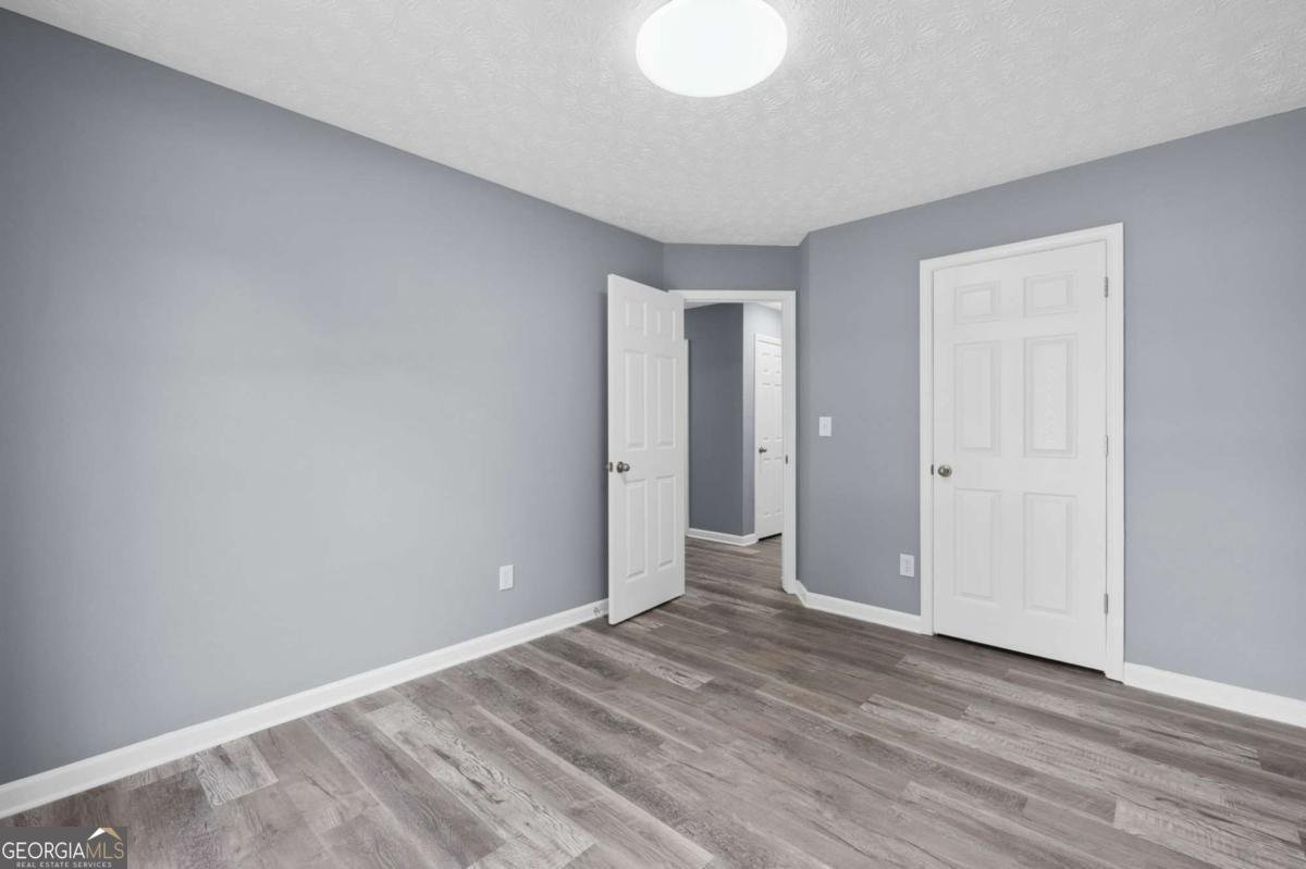 2470 Hillvale Circle Lithonia - 23