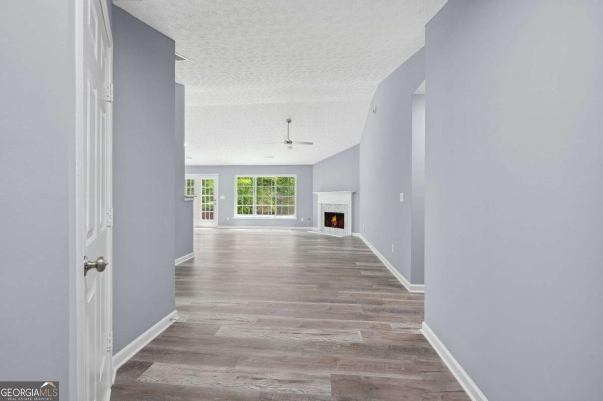 2470 Hillvale Circle Lithonia - 3