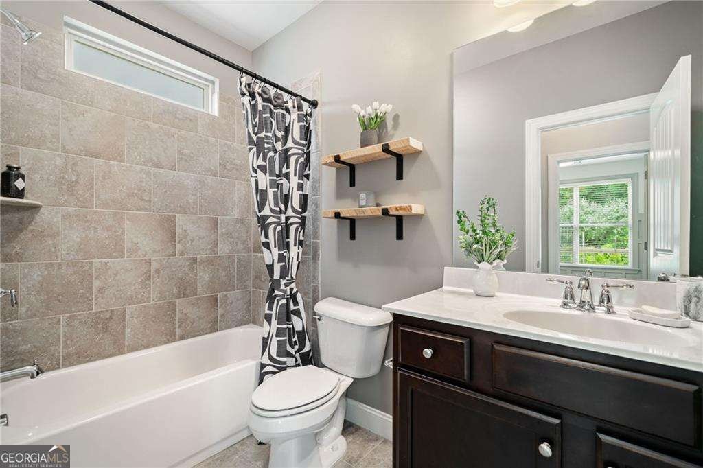 4460 Hunters Walk Way Cumming - 12