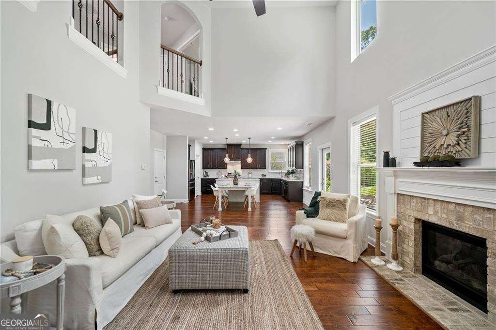 4460 Hunters Walk Way Cumming - 16