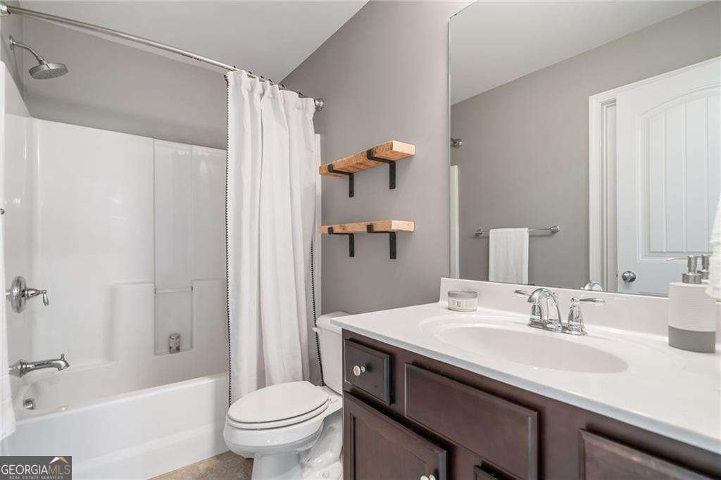4460 Hunters Walk Way Cumming - 44