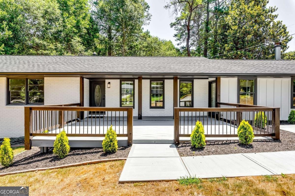 3122 Vandiver Drive Marietta - 1