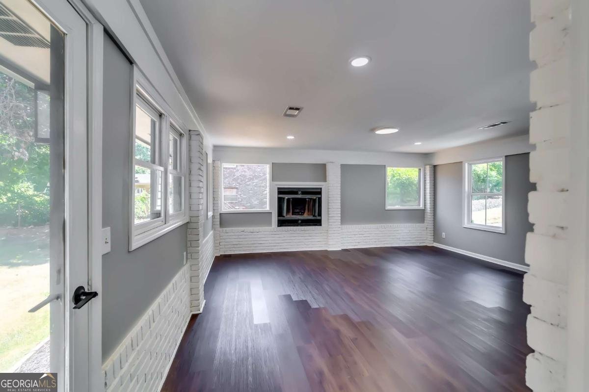 3122 Vandiver Drive Marietta - 10
