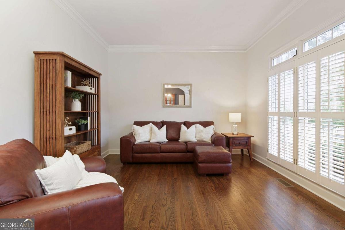 610 Woodstream Court Roswell - 5