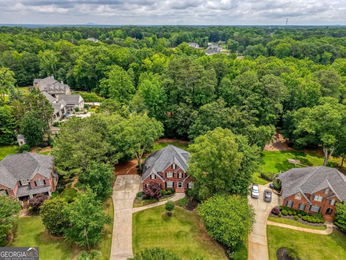 610 Woodstream Court Roswell - 53