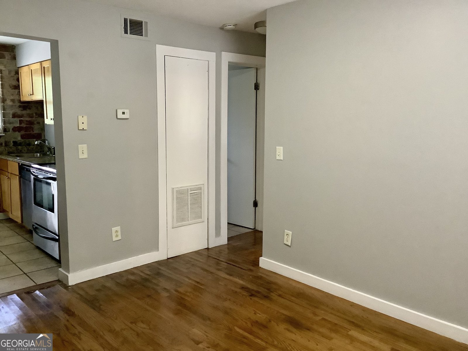 561 Formwalt Street Atlanta - 4