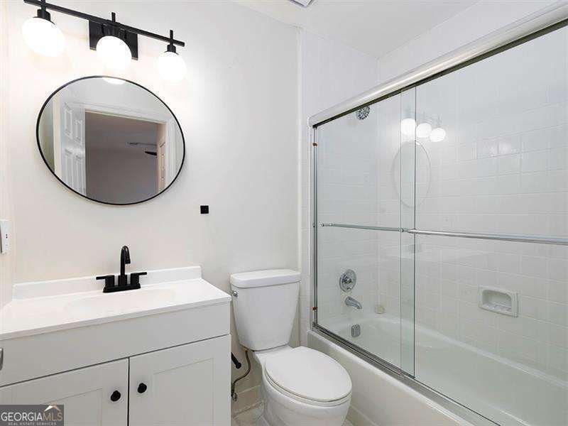 742 OLDE TOWNE Lane Marietta - 17