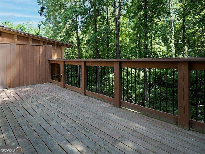 742 OLDE TOWNE Lane Marietta - 26