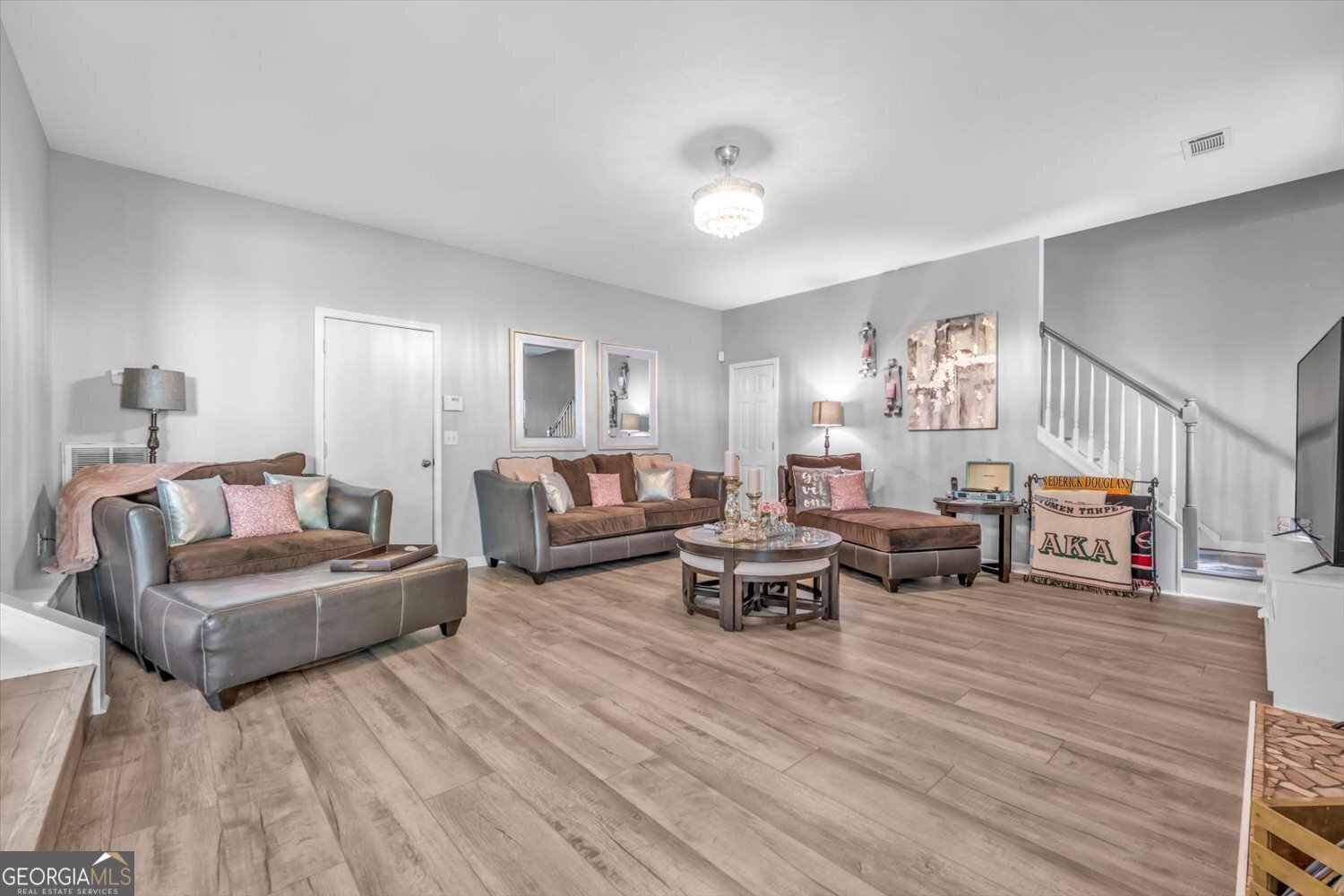 6317 Selborn Drive Atlanta - 27