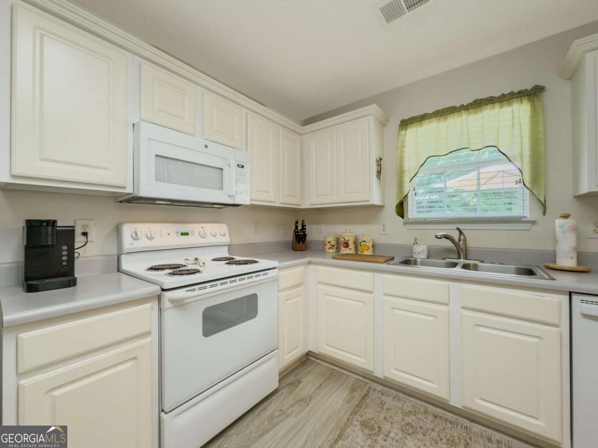 851 Jay Bird Lane Winder - 13