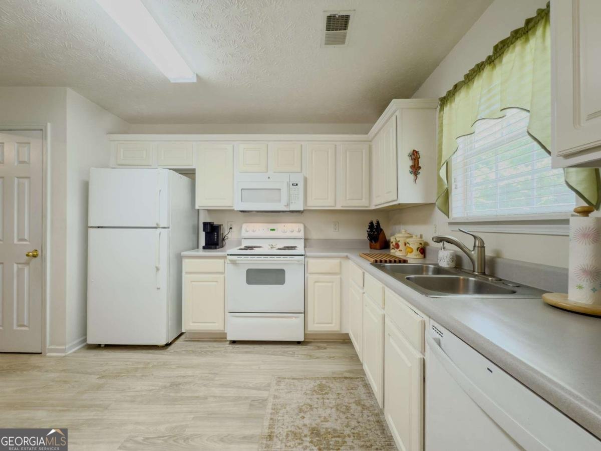 851 Jay Bird Lane Winder - 15