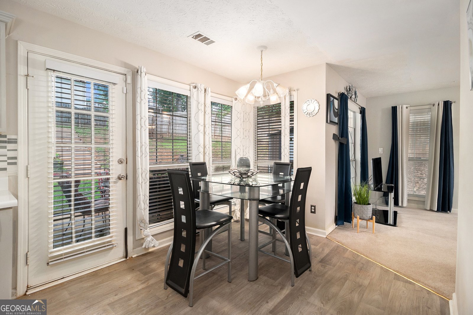 228 Kensington Trace Stockbridge - 8