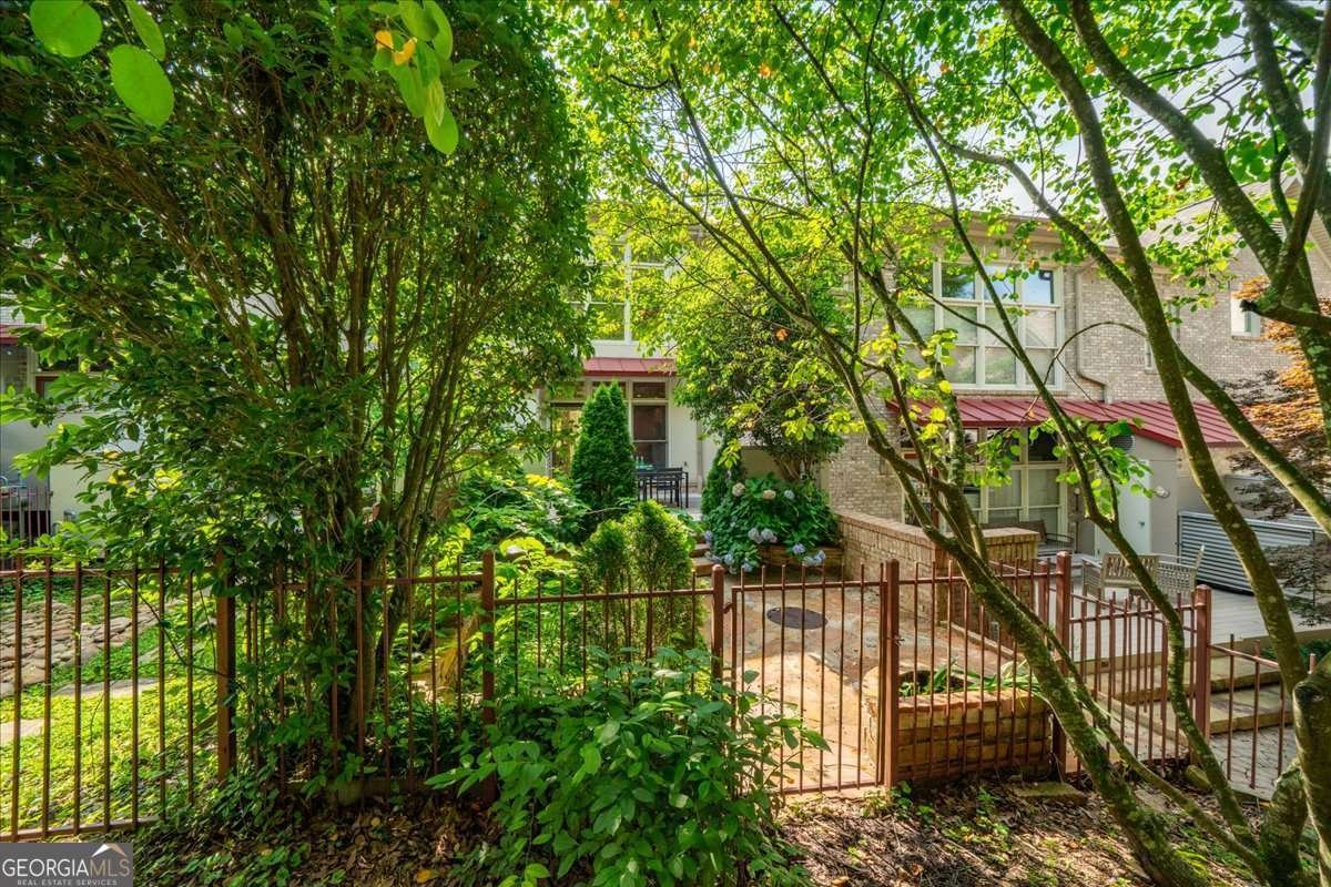 1344 Fernwood Circle Brookhaven - 18