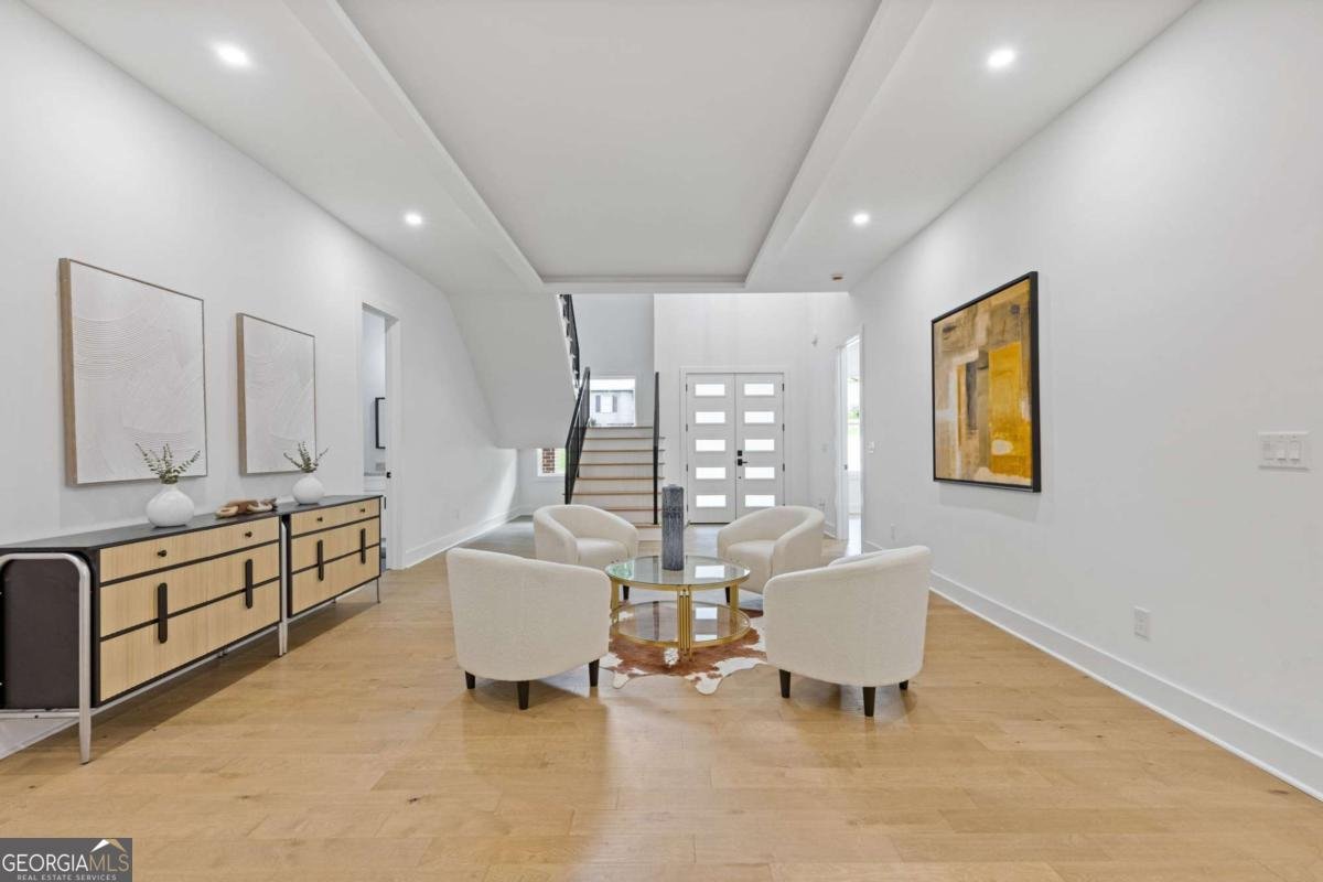 2060 North Avenue Atlanta - 17