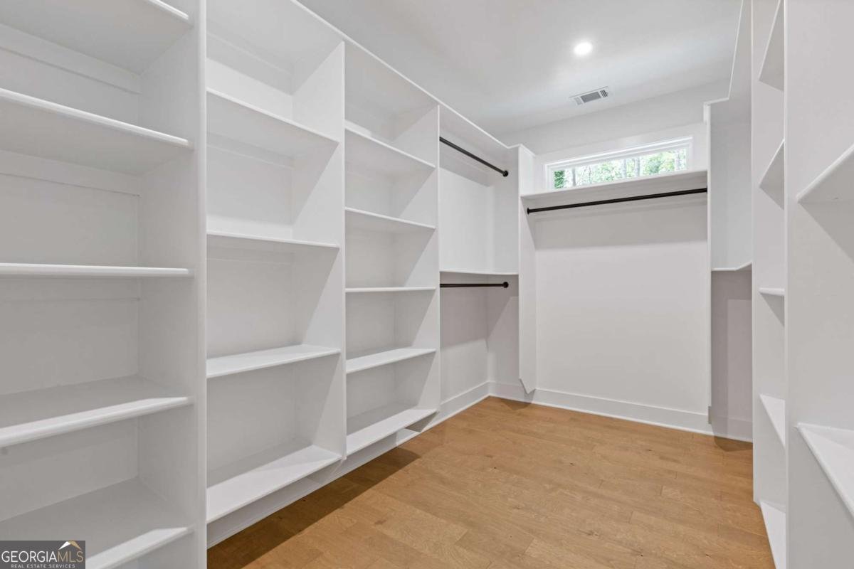 2060 North Avenue Atlanta - 27