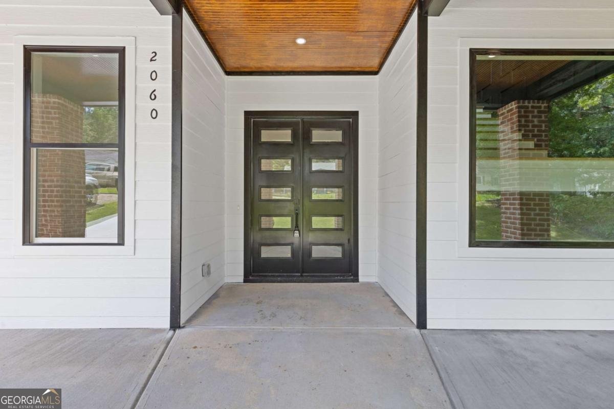 2060 North Avenue Atlanta - 4