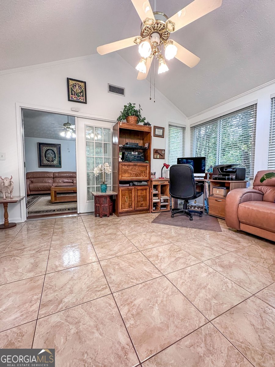 3836 Vineyards Lake Circle Kennesaw - 17