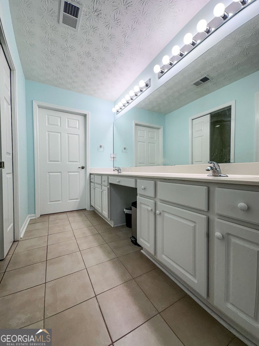 3836 Vineyards Lake Circle Kennesaw - 35